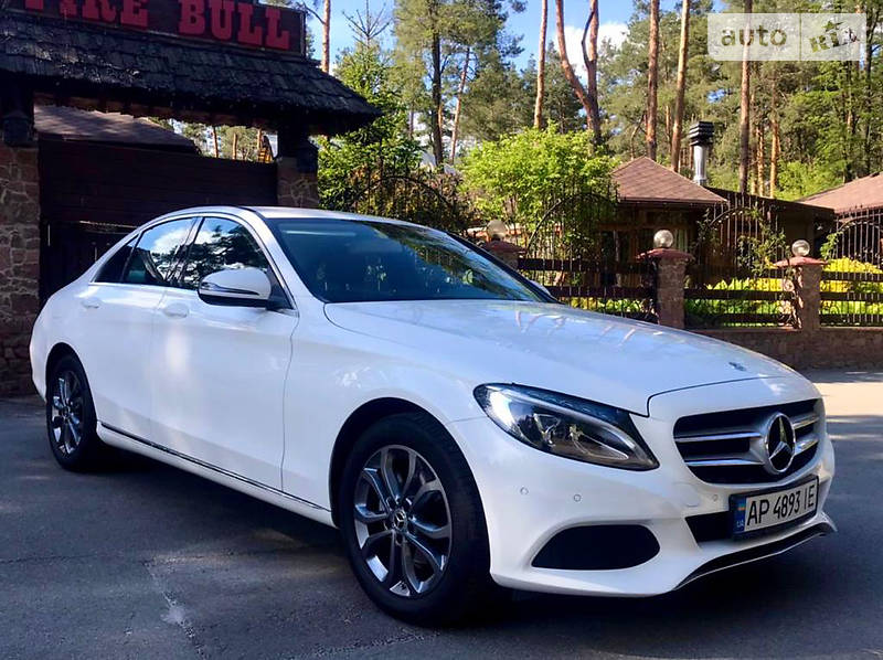 Седан Mercedes-Benz C-Class 2017 в 