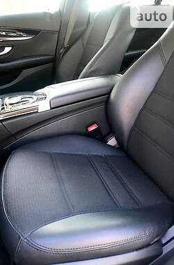 Седан Mercedes-Benz C-Class 2017 в 