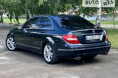 Седан Mercedes-Benz C-Class 2012 в Киеве