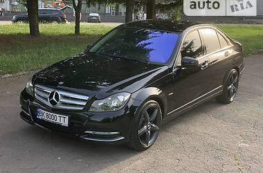 Седан Mercedes-Benz C-Class 2011 в Ровно