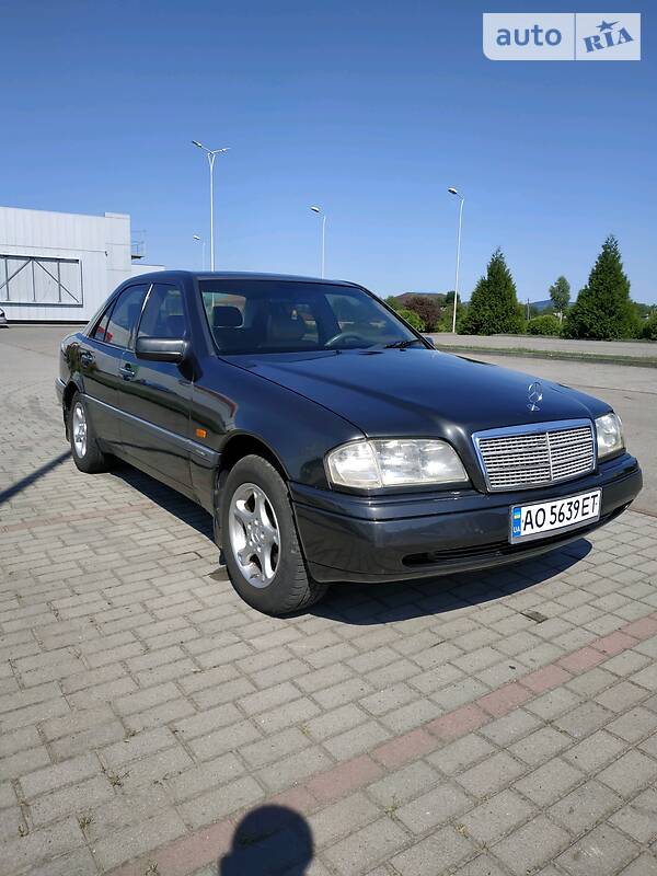 Седан Mercedes-Benz C-Class 1997 в Тячеве