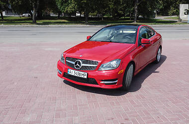 Купе Mercedes-Benz C-Class 2014 в Києві