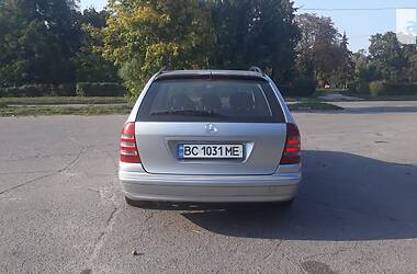 Универсал Mercedes-Benz C-Class 2002 в Львове