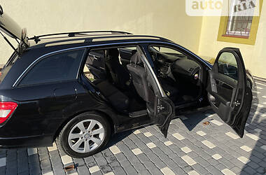 Универсал Mercedes-Benz C-Class 2010 в 