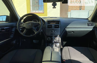 Универсал Mercedes-Benz C-Class 2010 в 