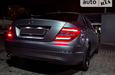 Седан Mercedes-Benz C-Class 2012 в Запорожье