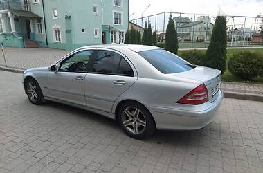 Седан Mercedes-Benz C-Class 2005 в Львове