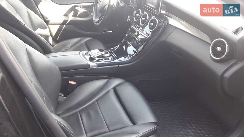 Універсал Mercedes-Benz C-Class 2014 в Тернополі