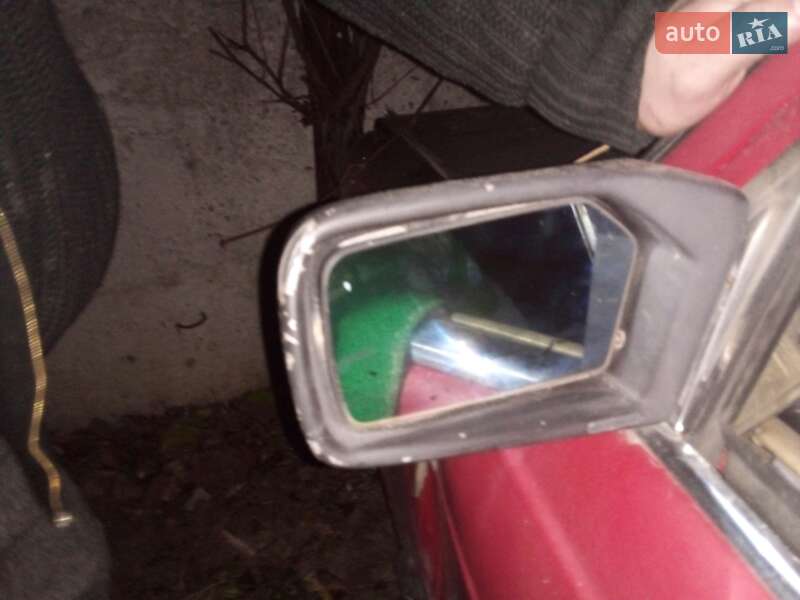 Седан Mercedes-Benz C-Class 1981 в Бориславе