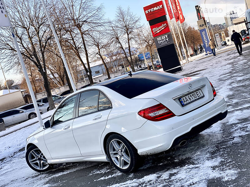 Седан Mercedes-Benz C-Class 2013 в Киеве