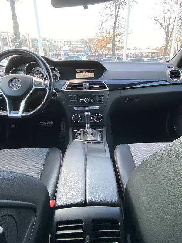 Седан Mercedes-Benz C-Class 2013 в Киеве