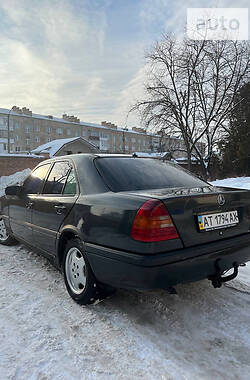 Седан Mercedes-Benz C-Class 1994 в Коломые
