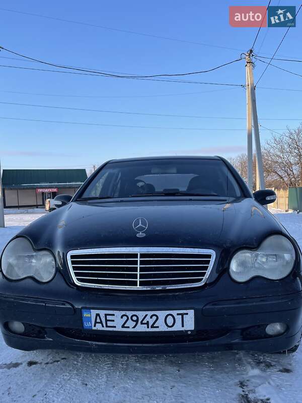 Седан Mercedes-Benz C-Class 2001 в Днепре фото 4 Седан Mercedes-Benz C-Class 2001 в Днепре