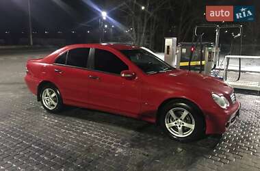 Седан Mercedes-Benz C-Class 2004 в 