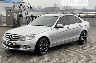 Седан Mercedes-Benz C-Class 2009 в Мукачево