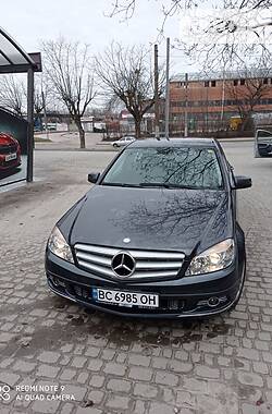 Седан Mercedes-Benz C-Class 2010 в Львове