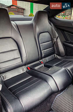 Купе Mercedes-Benz C-Class 2012 в 