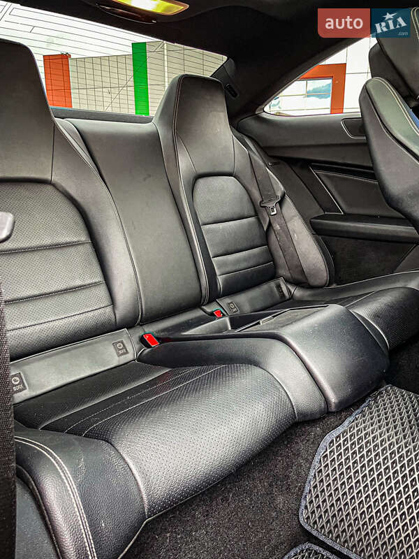Купе Mercedes-Benz C-Class 2012 в Киеве