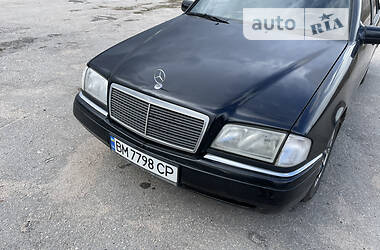 Седан Mercedes-Benz C-Class 1994 в Сумах