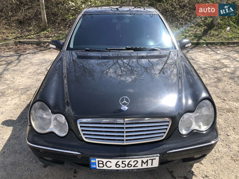 Седан Mercedes-Benz C-Class 2003 в Ужгороде