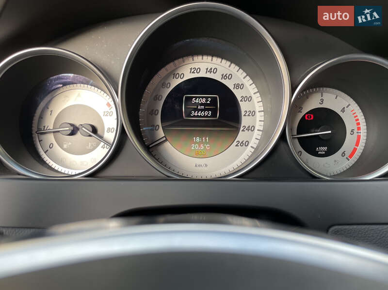 Универсал Mercedes-Benz C-Class 2011 в Львове