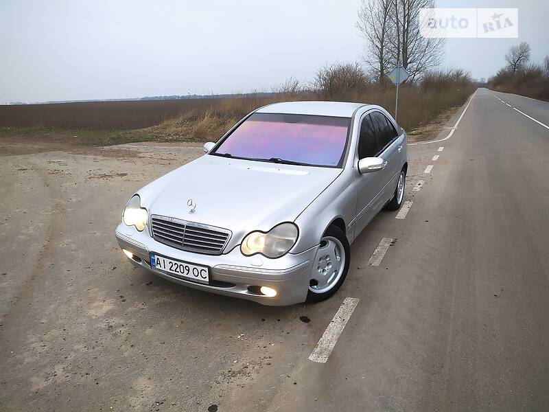 Седан Mercedes-Benz C-Class 2001 в Борисполе