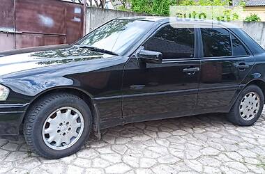 Седан Mercedes-Benz C-Class 1994 в Змиеве