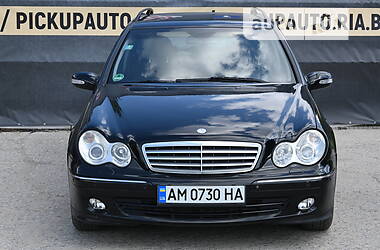 Универсал Mercedes-Benz C-Class 2004 в Бердичеве