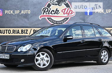 Универсал Mercedes-Benz C-Class 2004 в Бердичеве