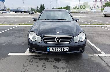 Купе Mercedes-Benz C-Class 2004 в Києві