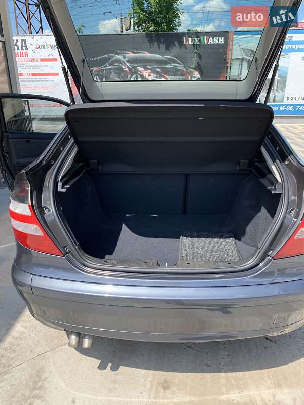 Хэтчбек Mercedes-Benz C-Class 2004 в Сваляве