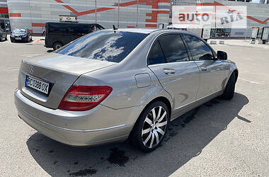 Седан Mercedes-Benz C-Class 2009 в 