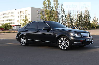 Седан Mercedes-Benz C-Class 2012 в Києві