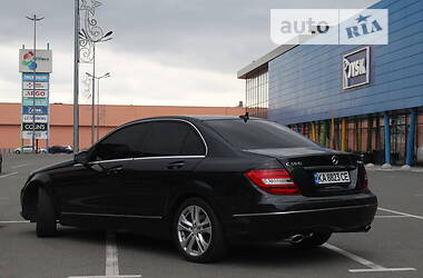 Седан Mercedes-Benz C-Class 2012 в Києві