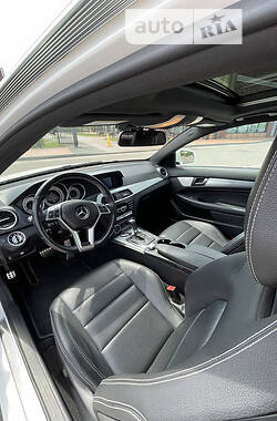 Купе Mercedes-Benz C-Class 2013 в 