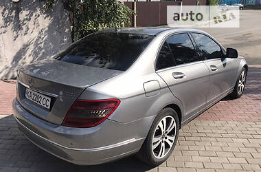 Седан Mercedes-Benz C-Class 2007 в Киеве