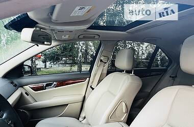 Седан Mercedes-Benz C-Class 2010 в 