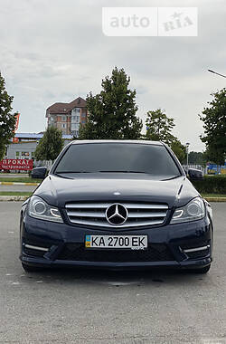 Седан Mercedes-Benz C-Class 2012 в Киеве