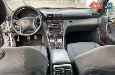 Универсал Mercedes-Benz C-Class 2003 в 