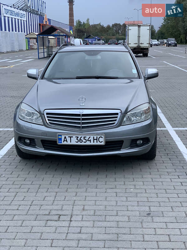 Универсал Mercedes-Benz C-Class 2008 в Коломые