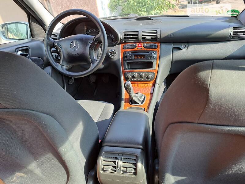 Универсал Mercedes-Benz C-Class 2003 в Вознесенске
