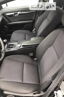 Универсал Mercedes-Benz C-Class 2010 в 