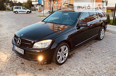 Универсал Mercedes-Benz C-Class 2009 в Львове