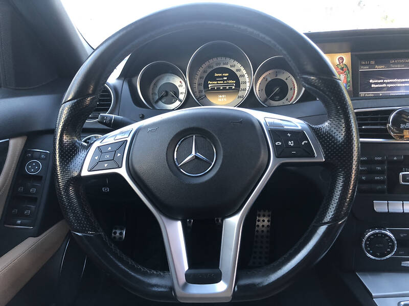 Універсал Mercedes-Benz C-Class 2011 в Львові