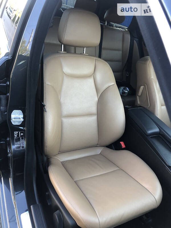 Універсал Mercedes-Benz C-Class 2011 в Львові