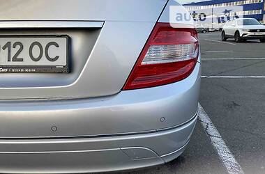 Седан Mercedes-Benz C-Class 2009 в Киеве