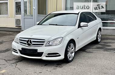 Седан Mercedes-Benz C-Class 2011 в 