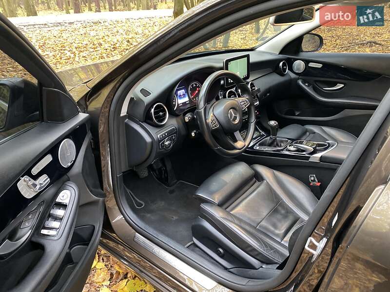 Седан Mercedes-Benz C-Class 2017 в Иршаве фото 44 Седан Mercedes-Benz C-Class 2017 в Иршаве