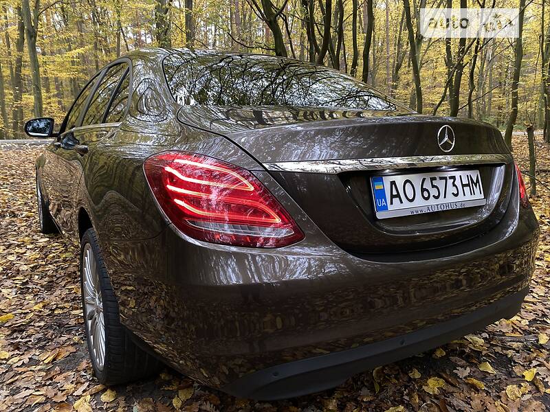 Mercedes-Benz C-Class 2017