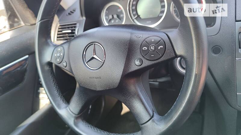 Универсал Mercedes-Benz C-Class 2010 в Ровно